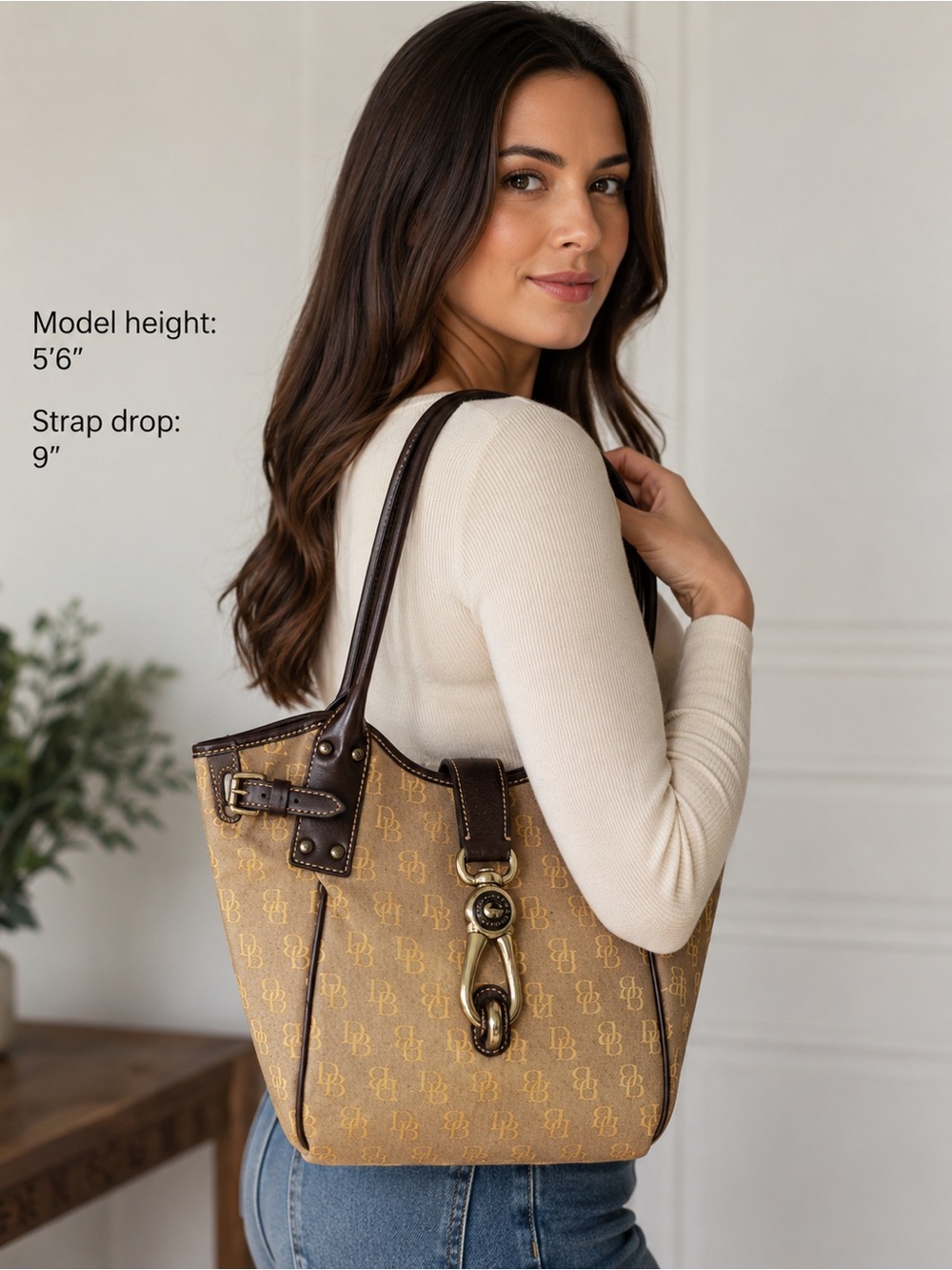 Dooney & Bourke DB Signature Canvas Tote Brown Leather Pink Lining J7243621